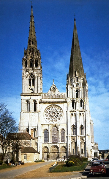 [chartres_west.jpg]