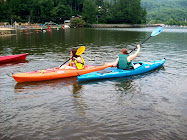 Jayme and Katie kayaking