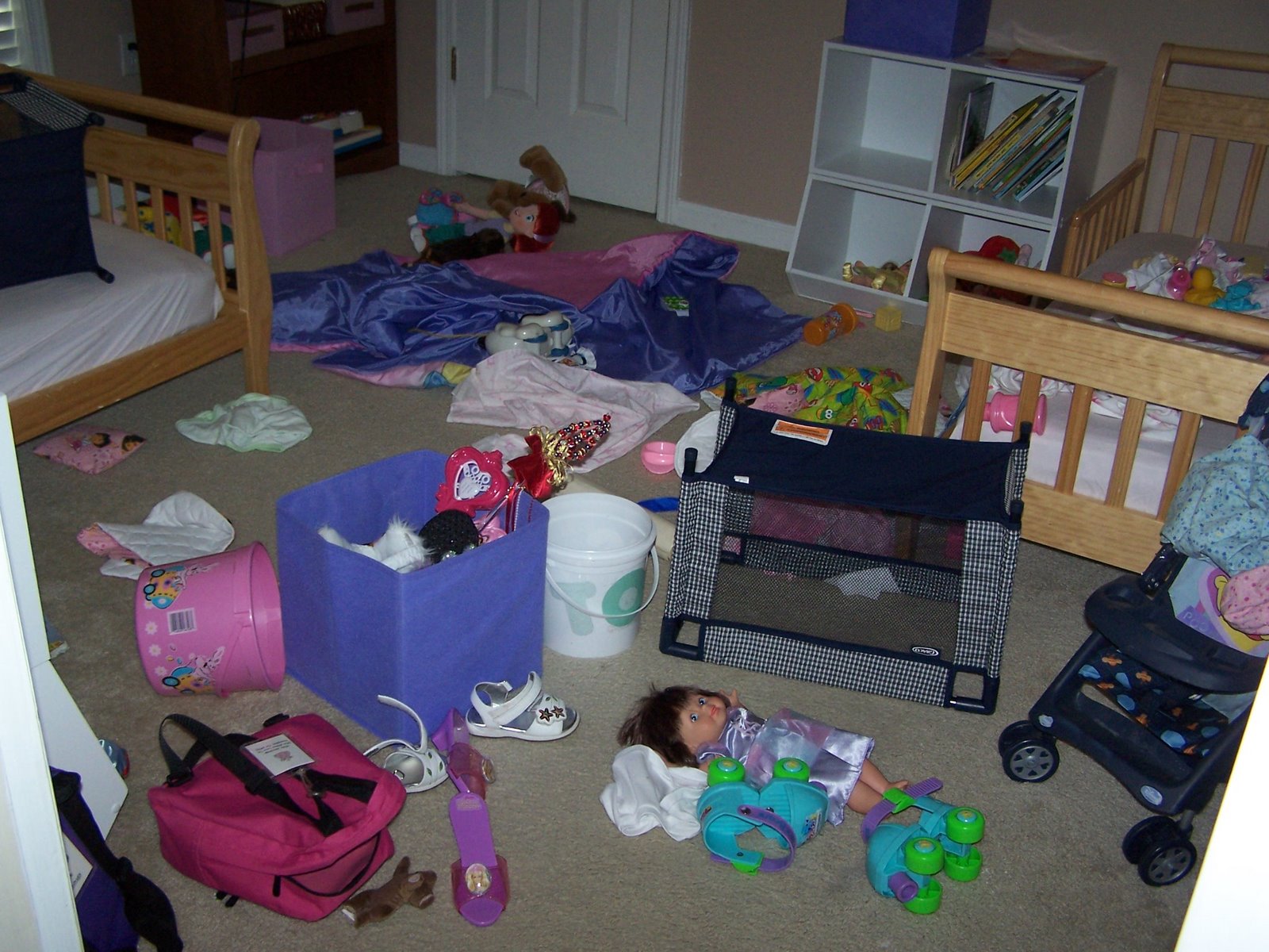 [messy+room.JPG]
