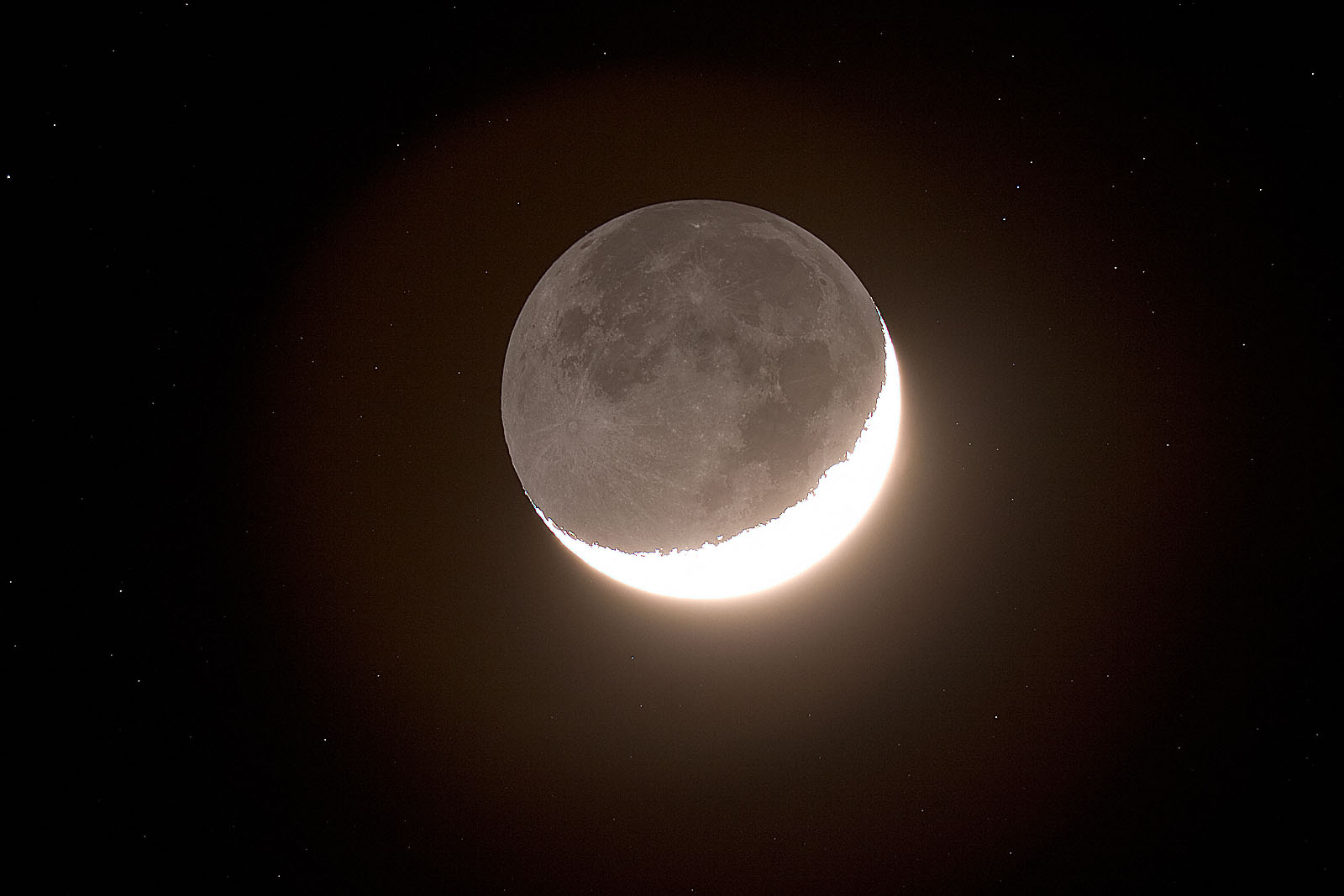 [_MG_4601-usm-moon-resize.jpg]