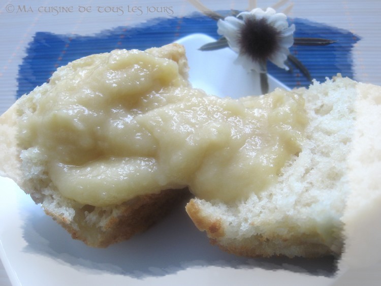 [muffins+beurre+de+pommes+à+l'érable+et+cheddar.jpg]