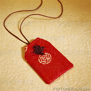 [decorative-knots-on-chinese-good-luck-charm-~-cb067583.jpg]