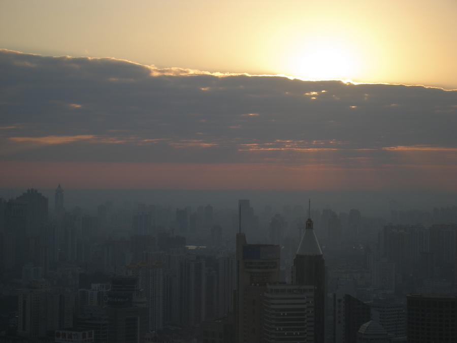 [Dec+30,+06+sunrise+Shanghai.JPG]
