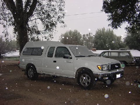 [Dad's+Truck+Snow.jpg]
