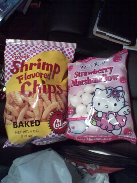 [shrimp+chips+&+HK+marshmallows.jpg]