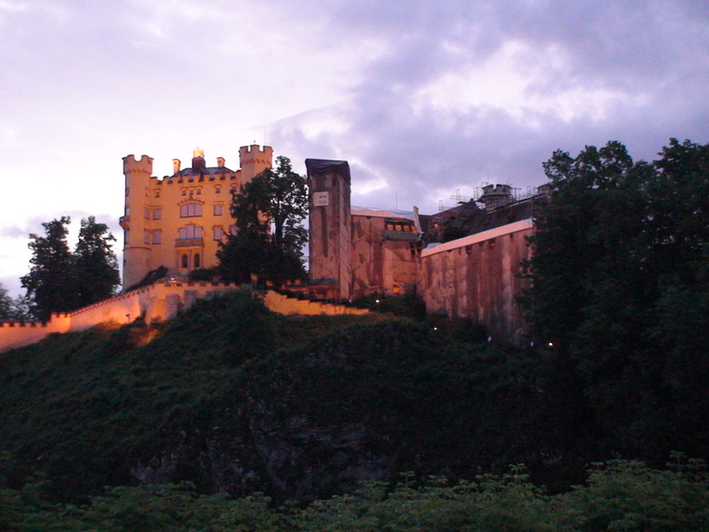 [1546+Hohenschwangau+Castle+at+night.JPG]