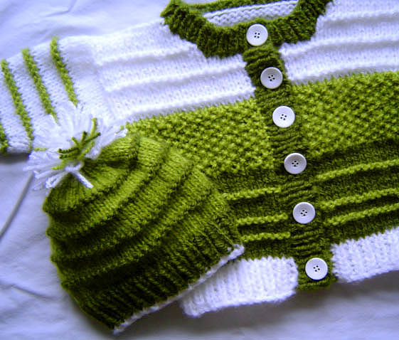 [green+sweater+004.jpg]