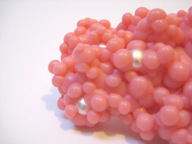 [pink+wax+pearl+brch+close2.jpg]