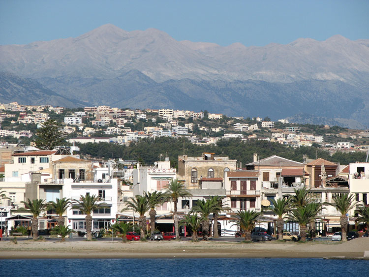 [Rethymno+and+mountains.jpg]