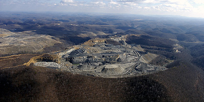 [mountaintop+coal+removal+mining+-+Rick+Egllington+-+Toronto+Star.jpg]