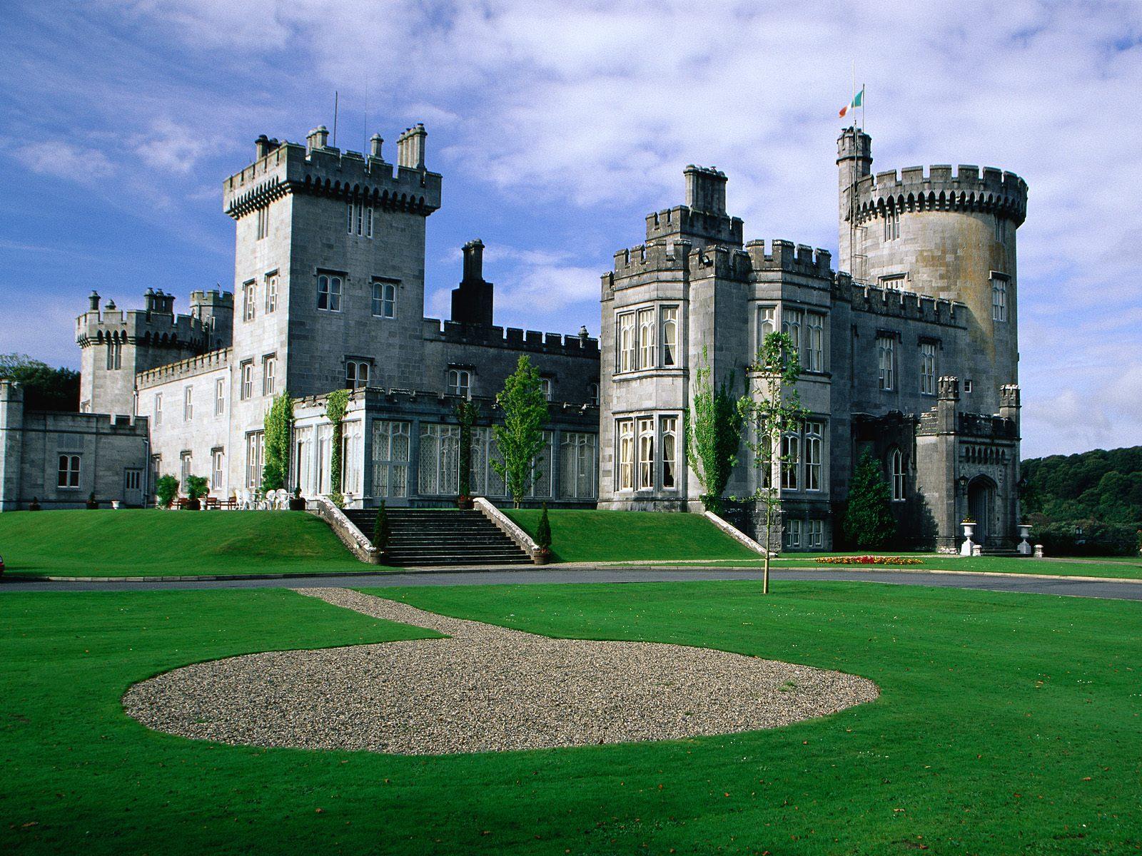 [Dromoland+Castle,+Ennis,+County+Clare,+Ireland.jpg]