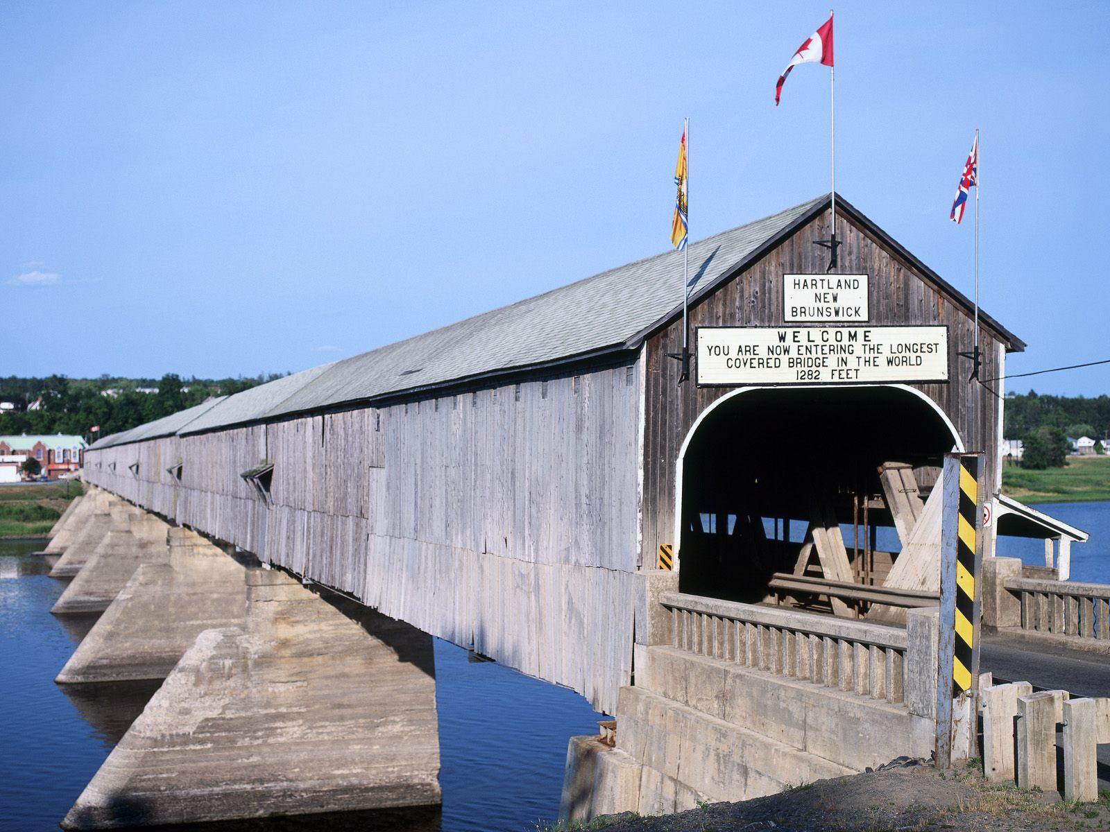 [Hartland+Bridge,+New+Brunswick,+Canada.jpg]