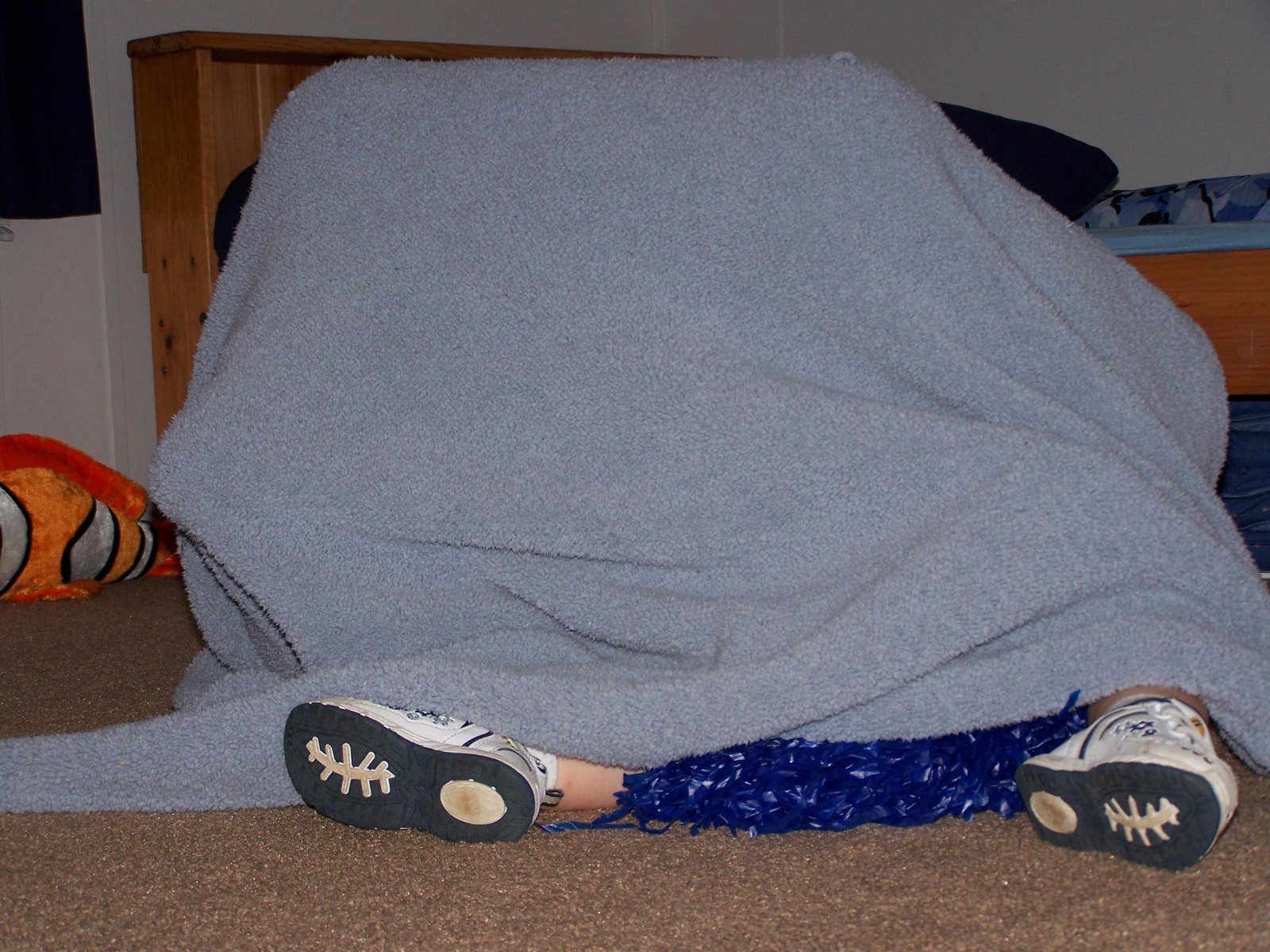 [Zoe+&+Josh+Hiding+Under+Blanket.0907.jpg]