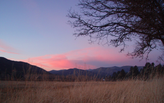 [winter+sunset+meadow.jpg]