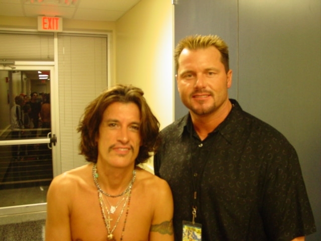 [Shirtless+Joe+Perry+with+Roger+Clemens.JPG]