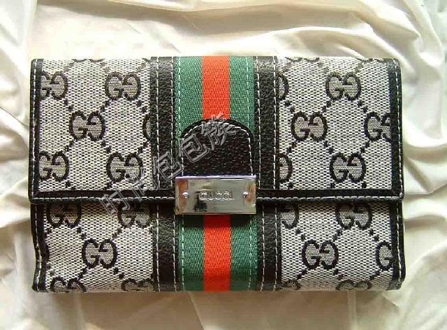 [gucci+wallet+colorful.jpg]