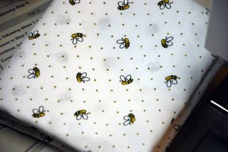[bee+fabric.jpg]
