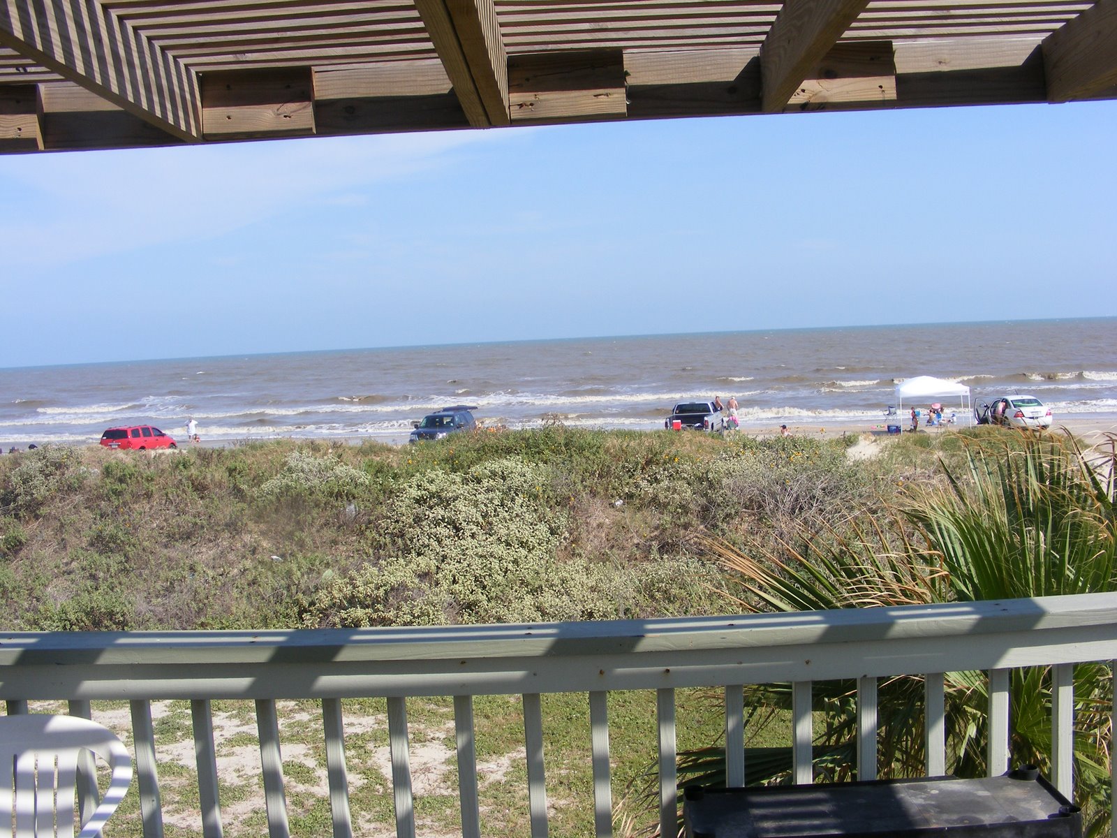 [beach+view+from+porch.jpg]