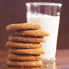 [cookies-milk-new-240-gdv1897040.jpg]