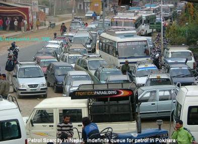 [petrol+scarcity+in+Nepal+2008.JPG]