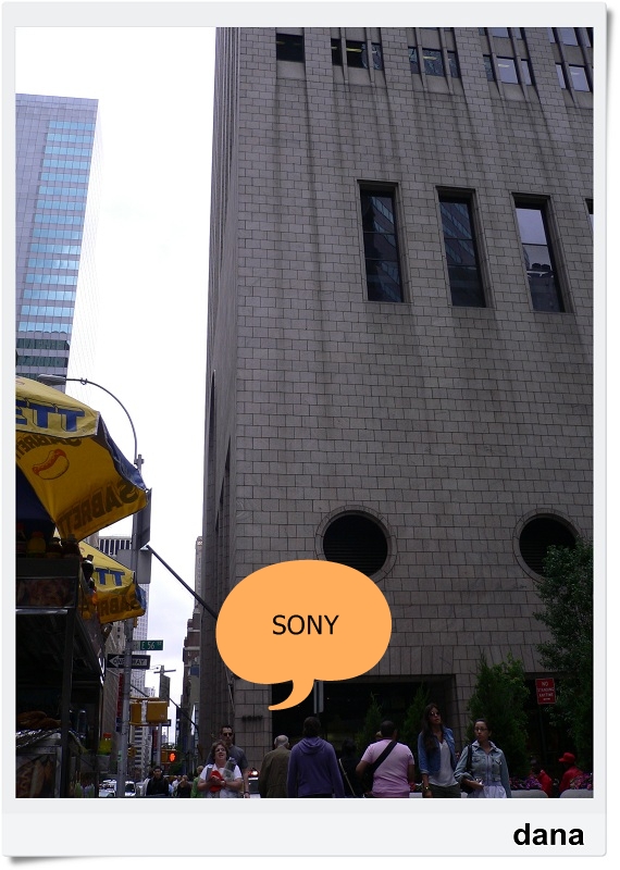 [478不起眼的Sony+Building.jpg]