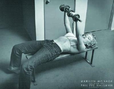 [Philippe-Halsman-Marilyn-Monroe-with-Weights--Hollywood-1952-6377.jpg]