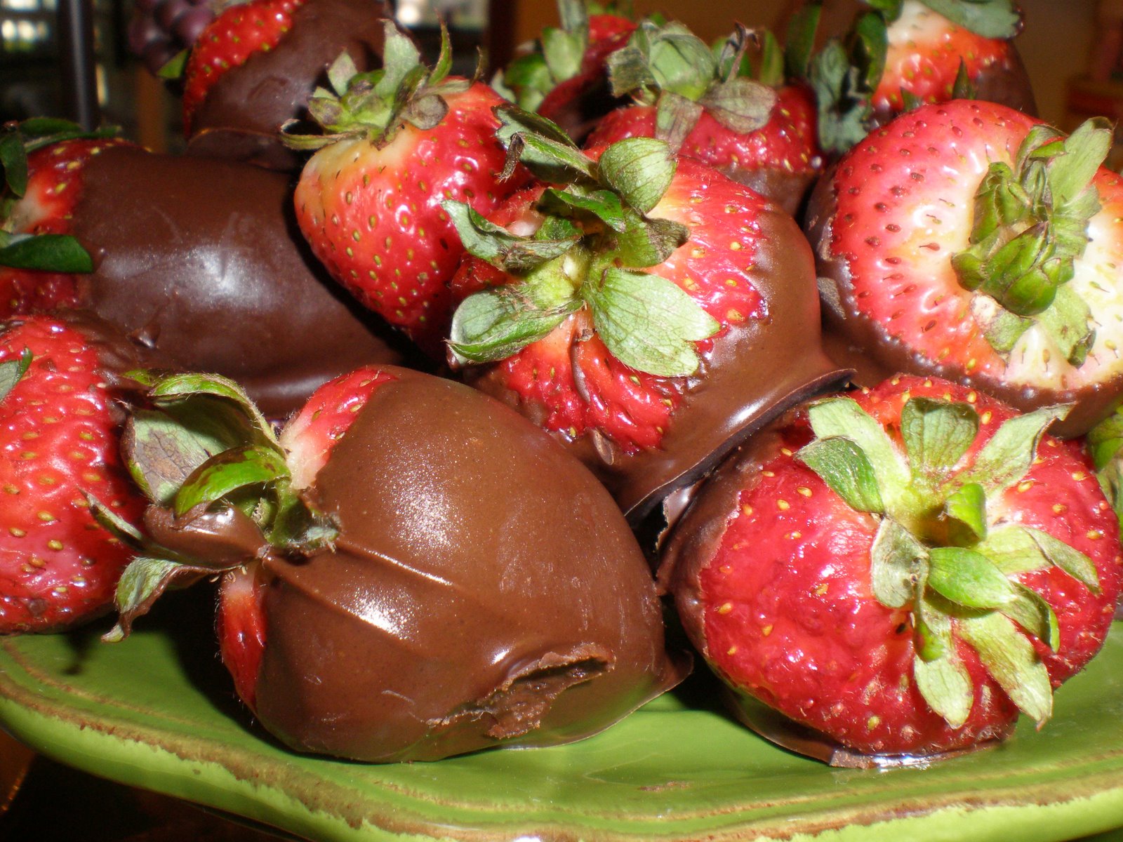 [Chocolate+Strawberries.JPG]