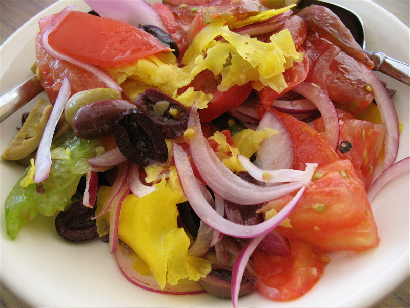 [tomatoilfo+salad.jpg]