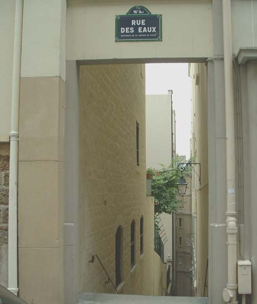 [rue-des-eaux-Paris-16.JPG]