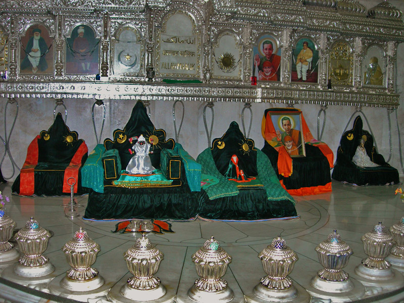 lakshmi narayan temple in khar mumbai
