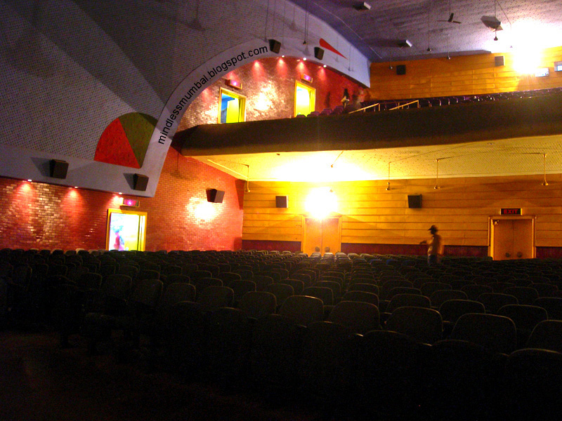 single screen cinema, chandan theatre in juhu scheme mumbai