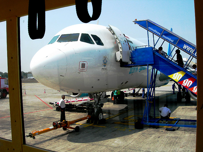 aeroplane docked at mumbai airport
