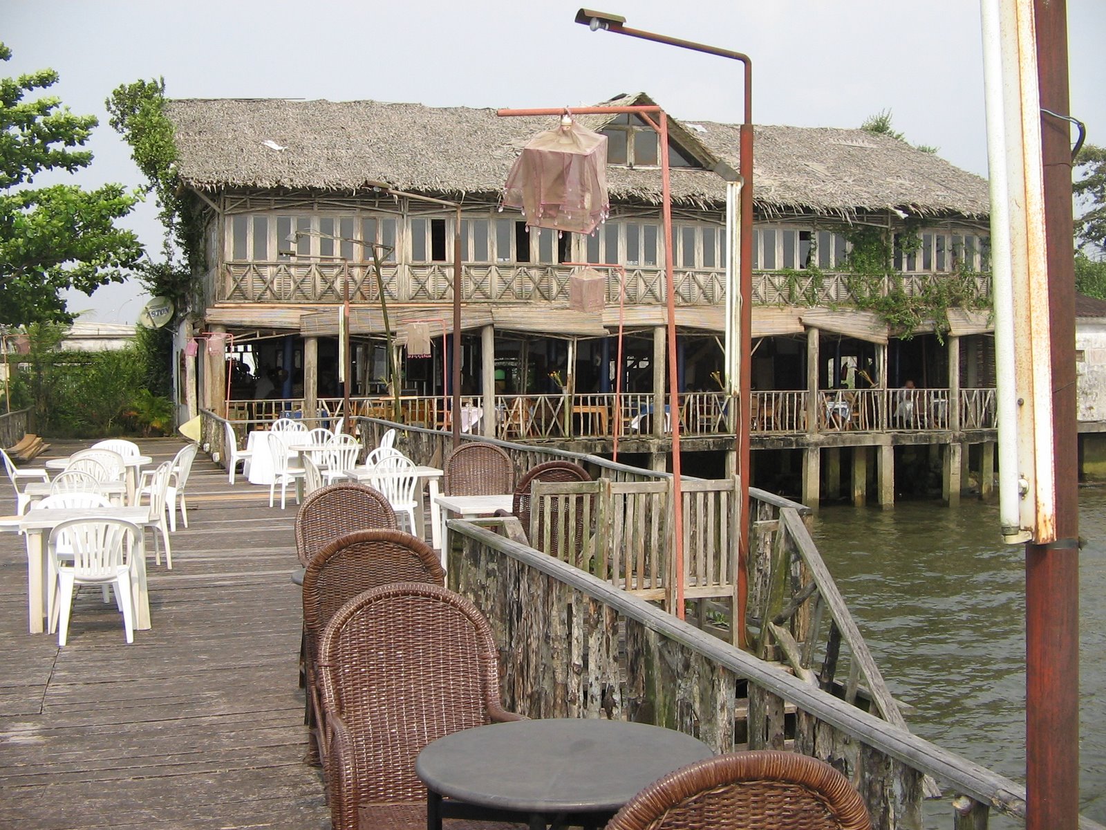 [Waterfront+Restaurant.jpg]