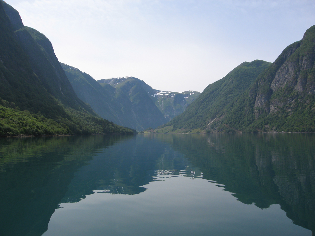 [fjord-perfect.jpg]