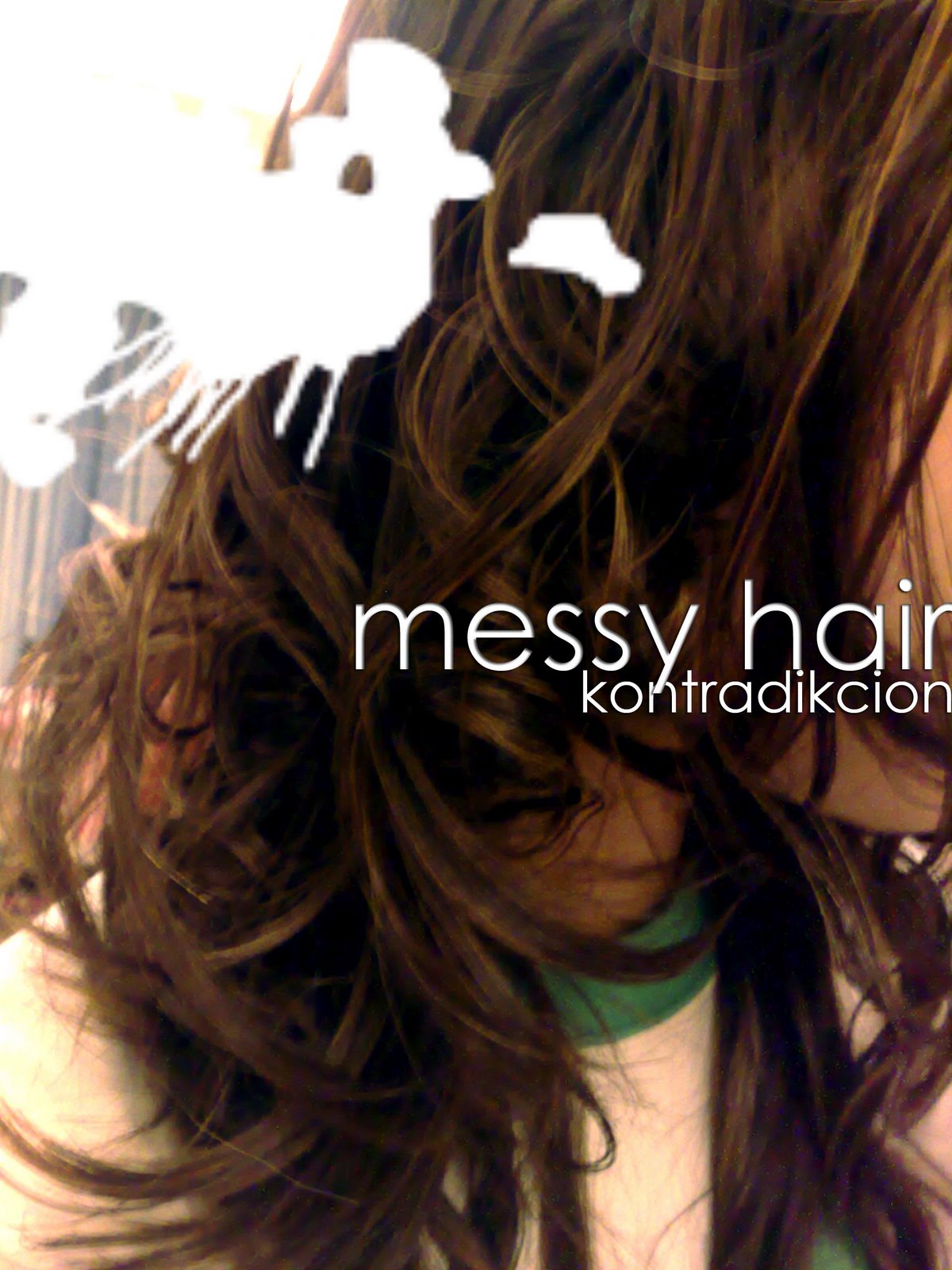 [messy+curls.jpg]