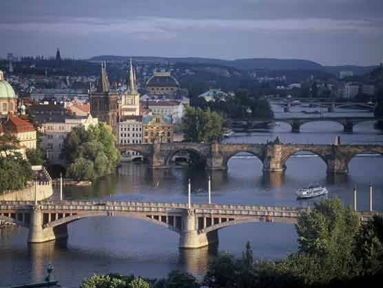 [Prague-bridges.jpg]