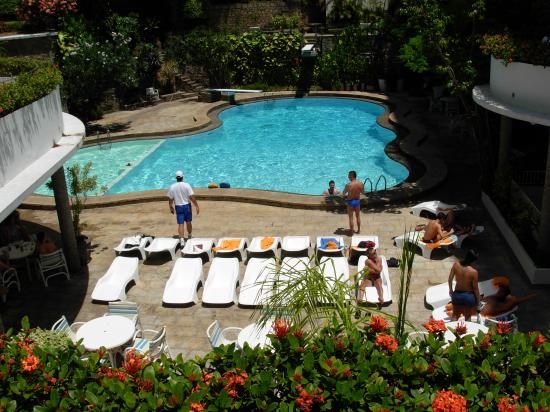 [pool+at+hotel+gloria+rio+de+janeiro+2007.jpg]
