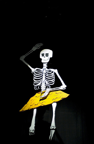 [skeleton.jpg]