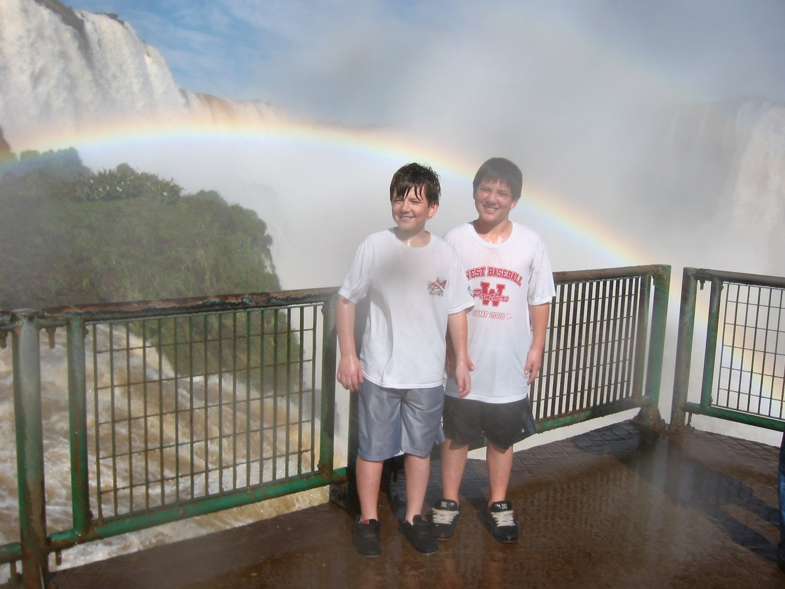 [May+2007+Iguazu+Falls+043.JPG]