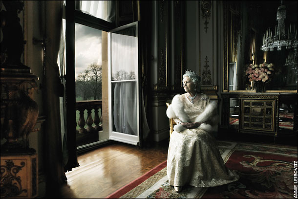 [Queen+Elizabeth+II.jpg]