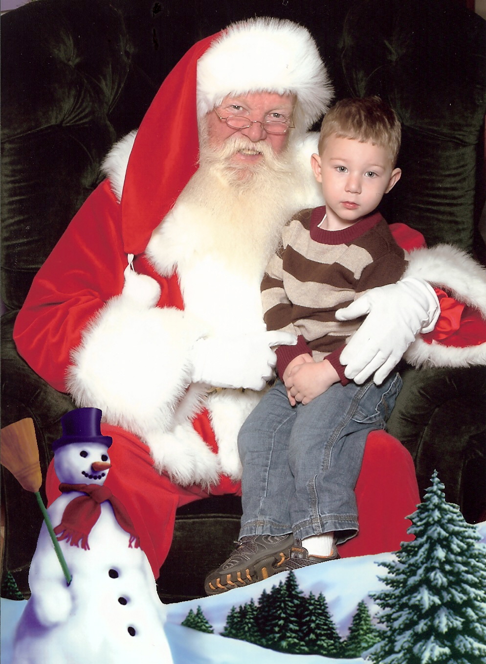 [Wyatt+and+Santa+07.jpg]