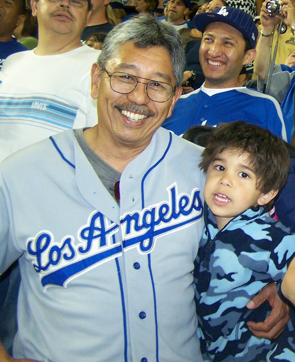 [colby+and+papa.jpg]