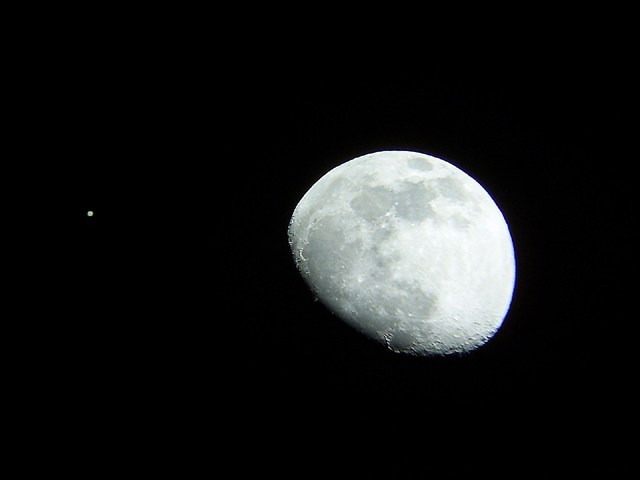[Luna+y+Jupiter.jpg]