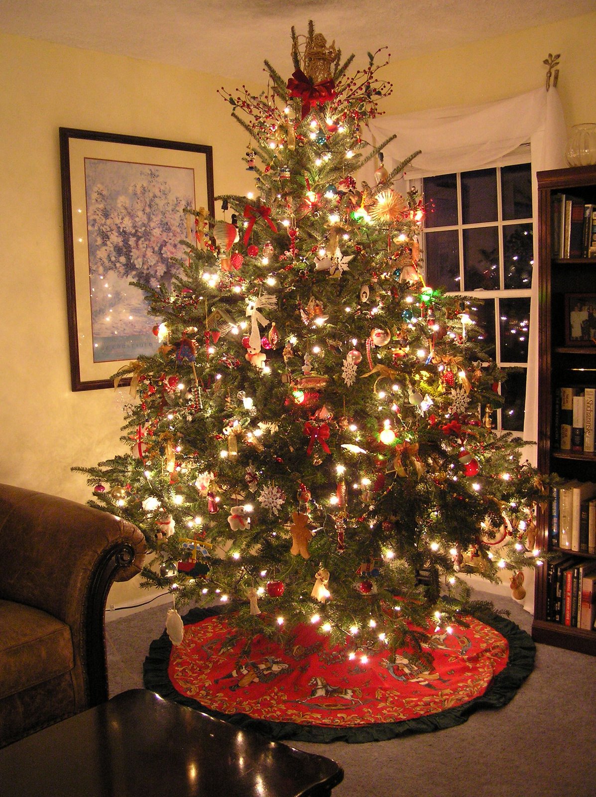 [Christmas+Tree+2006a.jpg]