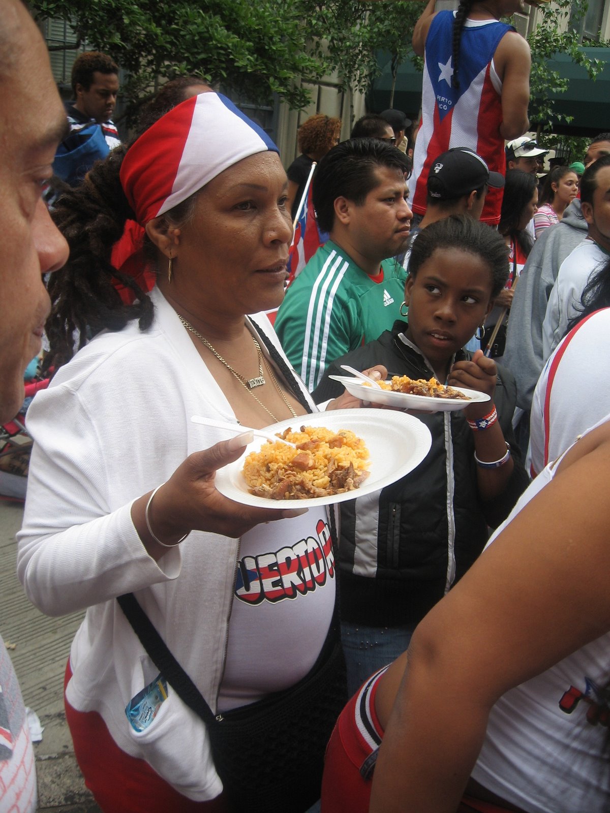 [Puerto+Rican+Day+Parade+025.jpg]