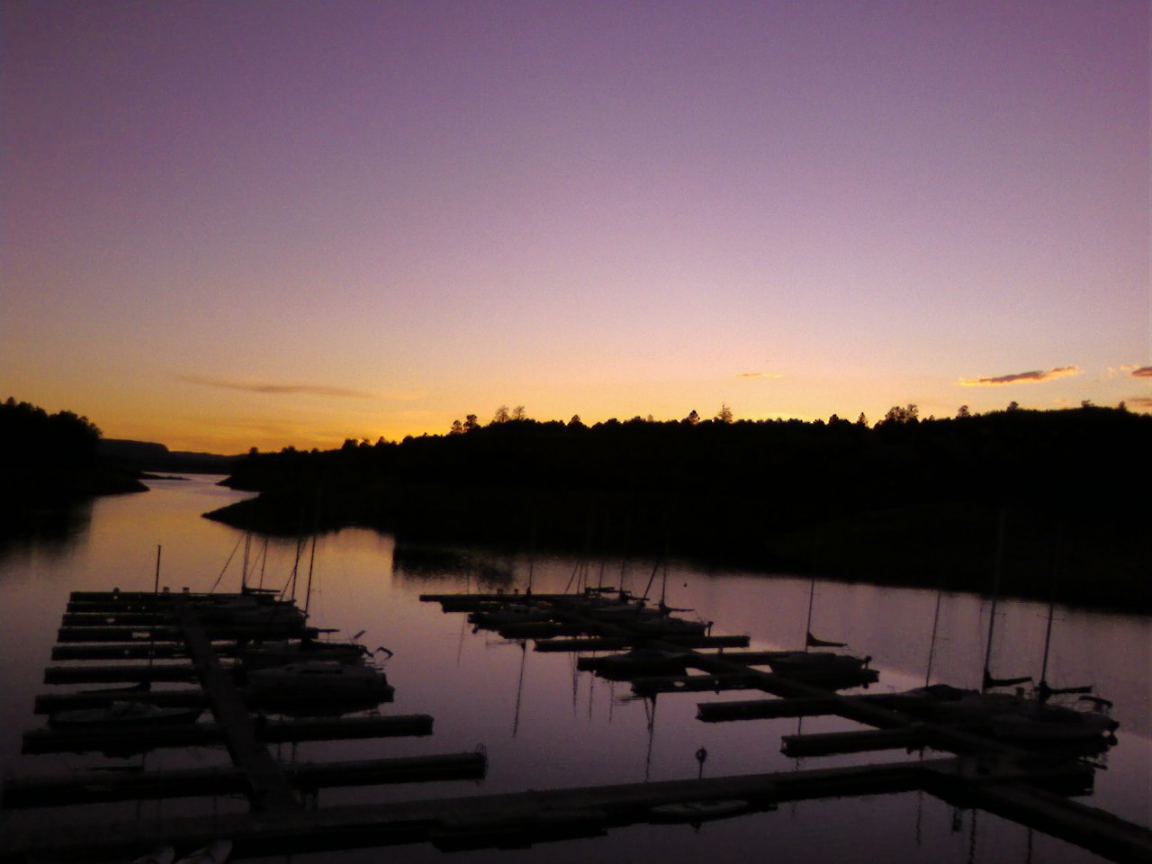 [Marina+Calm+Sunset-727688.jpg]