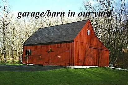 [garage-barn+for+yard.jpg]