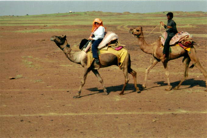 [jane+on+camel+thar+desert.jpg]