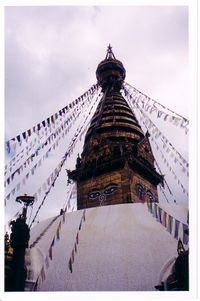 [200px-Swayambhunath_stupa.jpg]