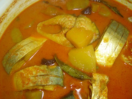 [Fish+Curry+with+Mango.JPG]